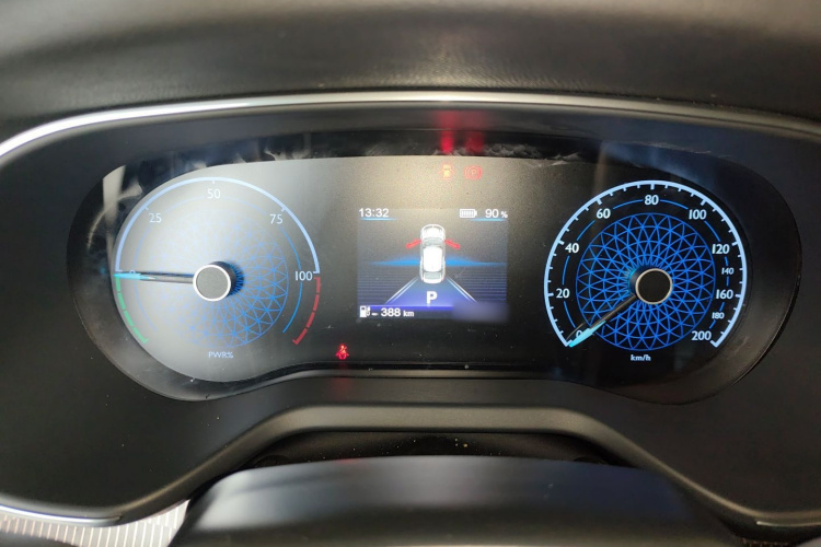 红旗E-QM5 2023款 改款 基础出行版局部细节14