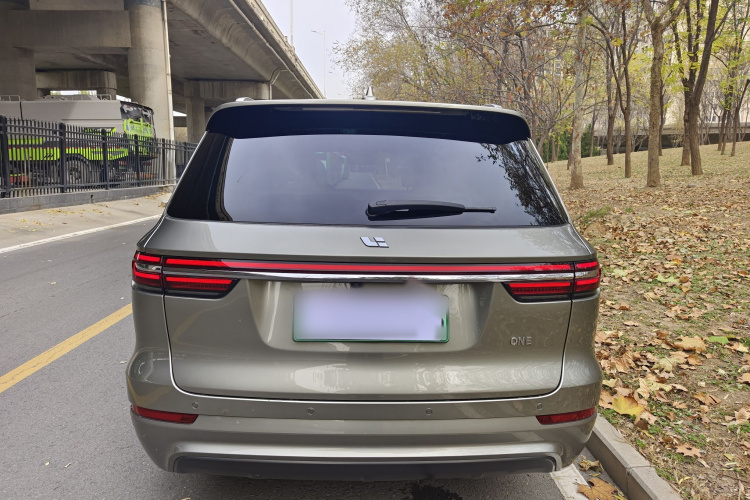 理想汽车 理想ONE 2020款 增程6座版车身外观6005
