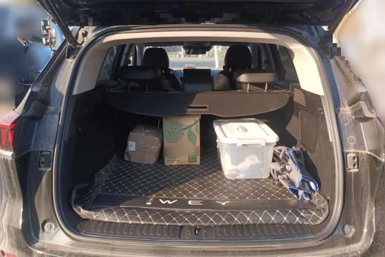 魏牌 拿铁DHT 2022款 1.5T DHT超大杯中控内饰23