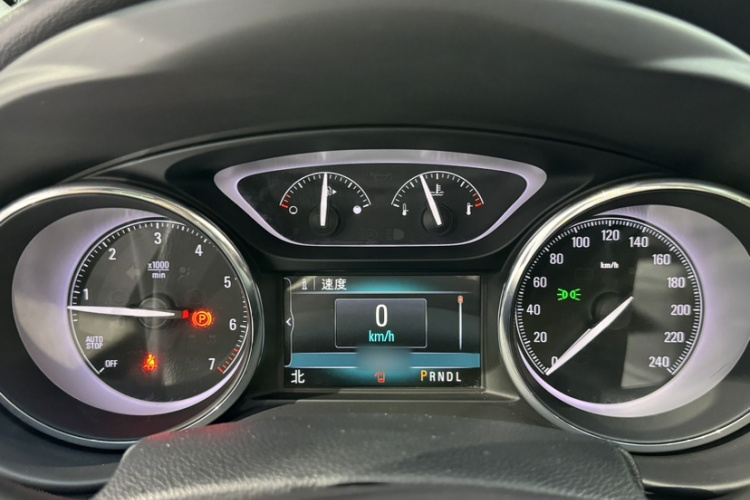 别克 昂科威 2021款 532T 两驱精英型中控内饰7008