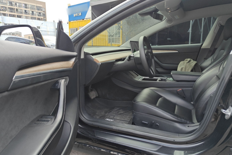 特斯拉 Model 3 2021款 标准续航后驱升级版 3D6局部细节19