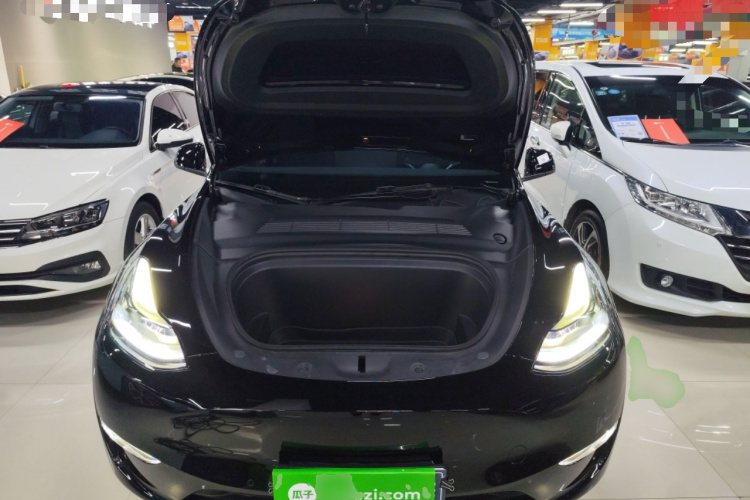 特斯拉 Model Y 2021款 标准续航后驱版局部细节24