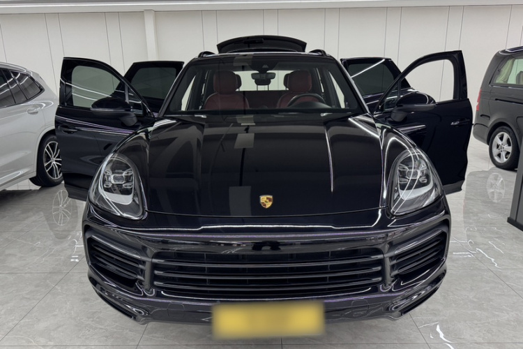 保时捷 2019款 Cayenne 3.0T车身外观6006