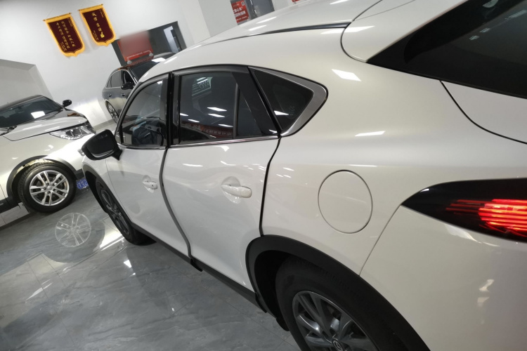 马自达CX-4 2020款 2.0L 自动两驱蓝天探索版车身外观4