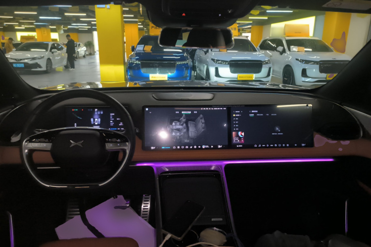 小鹏G9 2022款 650 性能版Pro中控内饰12