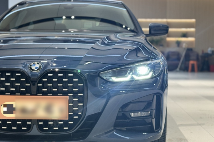 宝马4系 2021款 425i M运动套装车身外观6006