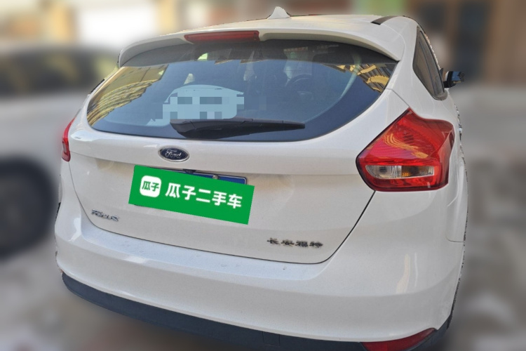 福特 福克斯 2017款 两厢 1.6L 手动舒适型智行版车身外观6