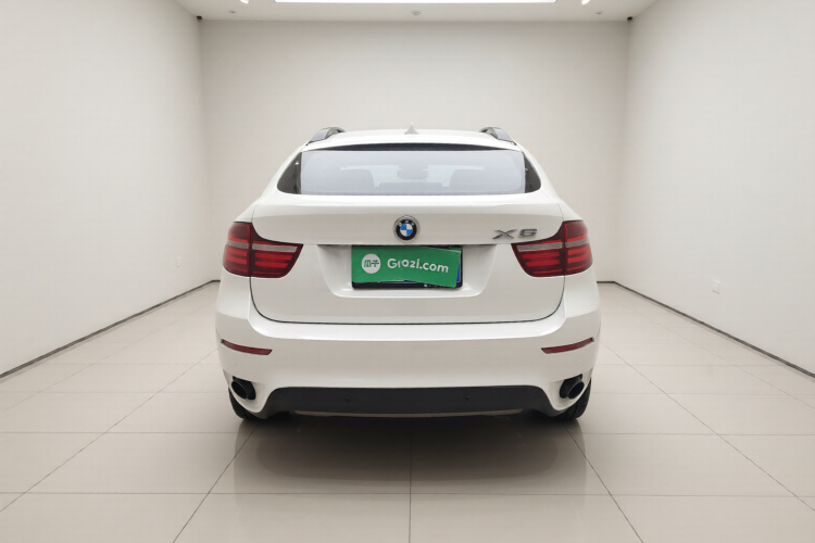 宝马X6 2014款 xDrive35i 运动型车身外观6