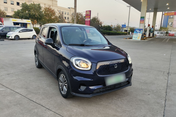 零跑汽车 零跑T03 2021款 400轻享版 三元锂车身外观6001