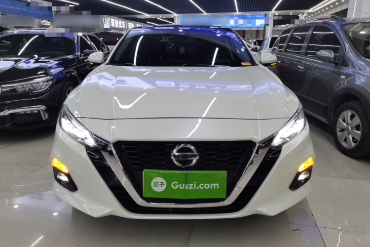 日产 天籁 2021款 2.0L XL Upper AD1 智行领航版车身外观2