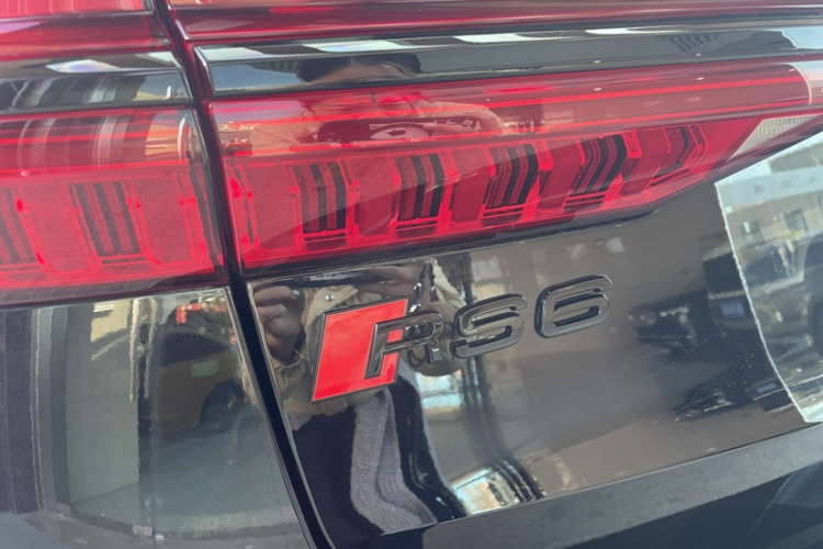 奥迪RS 6 2021款 RS 6 4.0T Avant车身外观6005