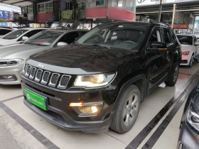 Jeep 指南者 2019款 220T 自动悦享版