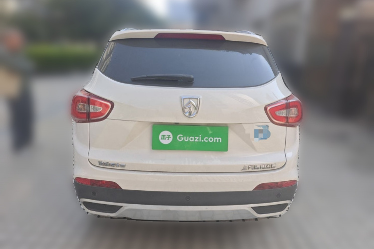 宝骏510 2017款 1.5L 手动豪华型车身外观6004