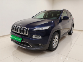 Jeep 自由光 2017款 2.4L 领先版