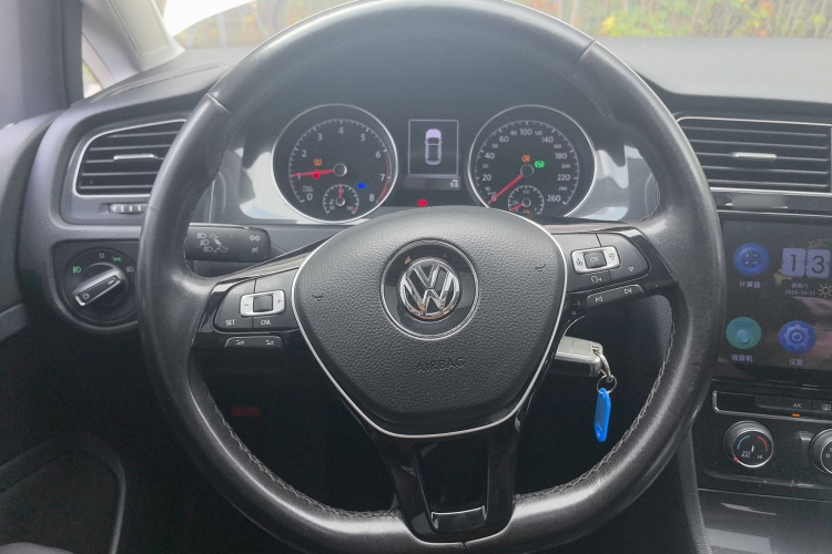 大众 高尔夫 2018款 230TSI 自动舒适型局部细节13