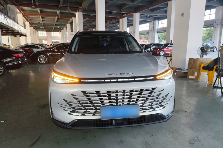 北京汽车 北京X7 2023款 1.5TD DCT尊享+版车身外观6001