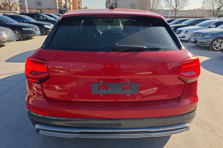 奥迪Q2L e-tron 2019款 Q2L e-tron 纯电智酷型车身外观6