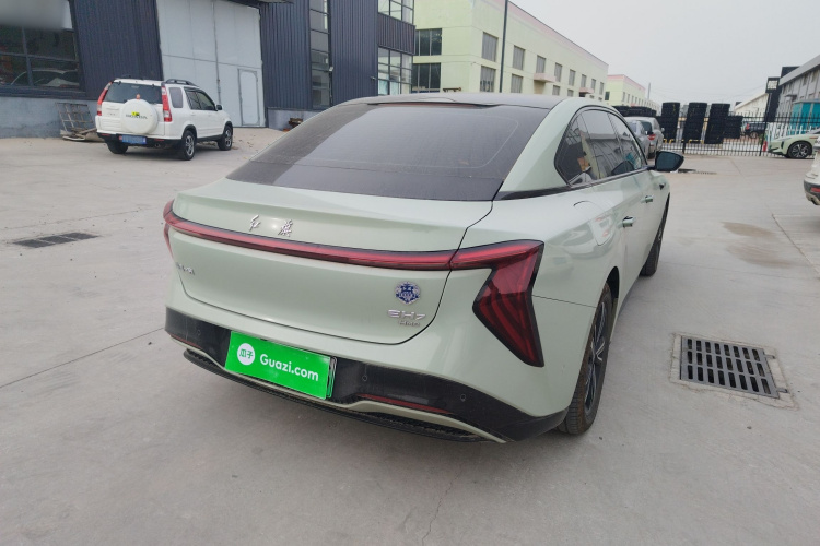 红旗EH7 2025款 600 智选版车身外观6005