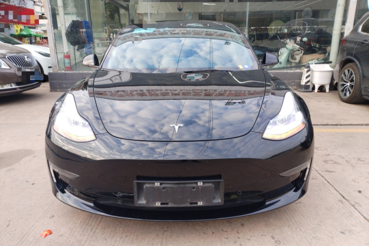 特斯拉 Model 3 2021款 改款二 Performance高性能全轮驱动版车身外观6001