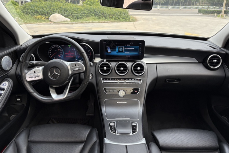 奔驰C级 2021款 C 260 L 运动星耀臻藏版中控内饰7001