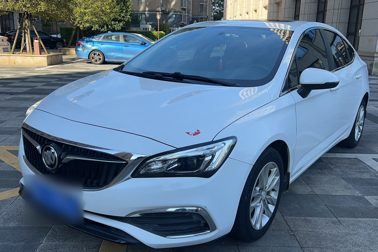 别克 威朗 2019款 三厢 20T 双离合领先型车身外观1