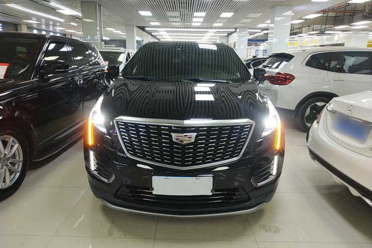 凯迪拉克XT5 2021款 28T 豪华型车身外观2