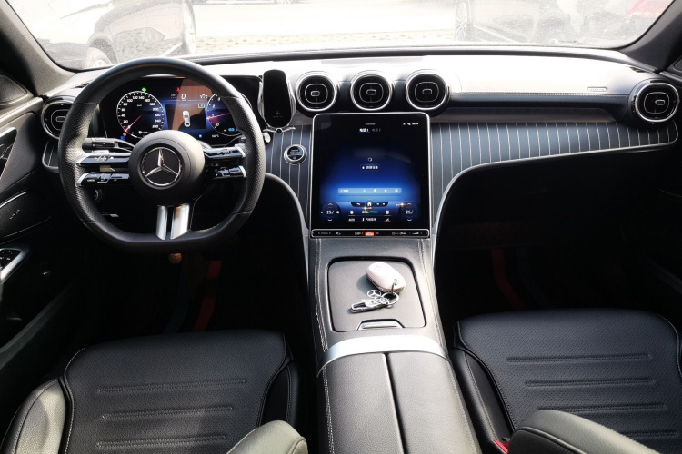 奔驰C级 2022款 改款 C 200 L 运动版中控内饰12