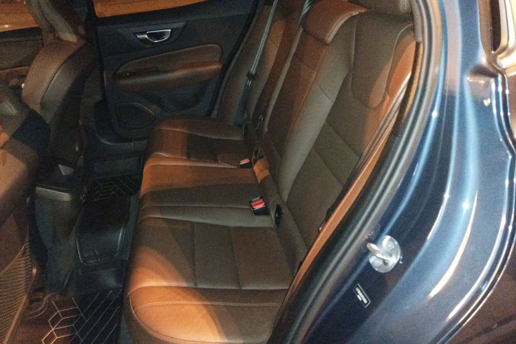 沃尔沃S60 2024款 B4 智逸豪华版中控内饰21