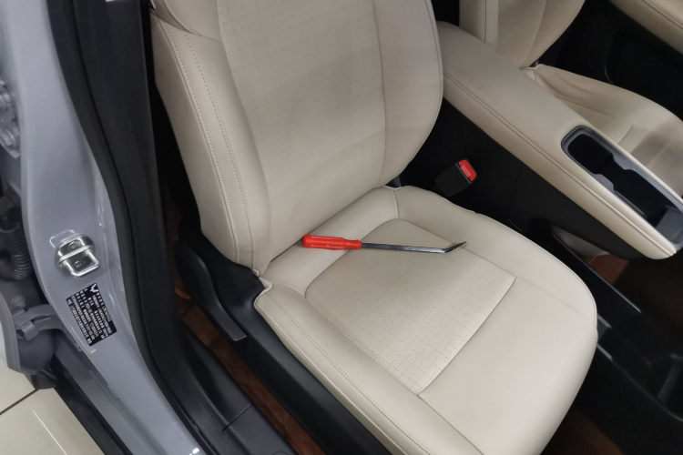 五菱汽车 五菱缤果PLUS 2024款 510km 旗舰版 四座版局部细节41