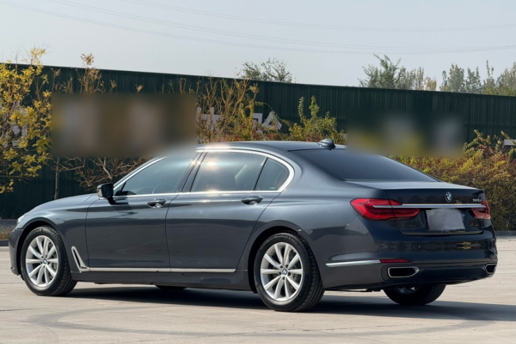 宝马7系 2016款 730Li 豪华型车身外观6013