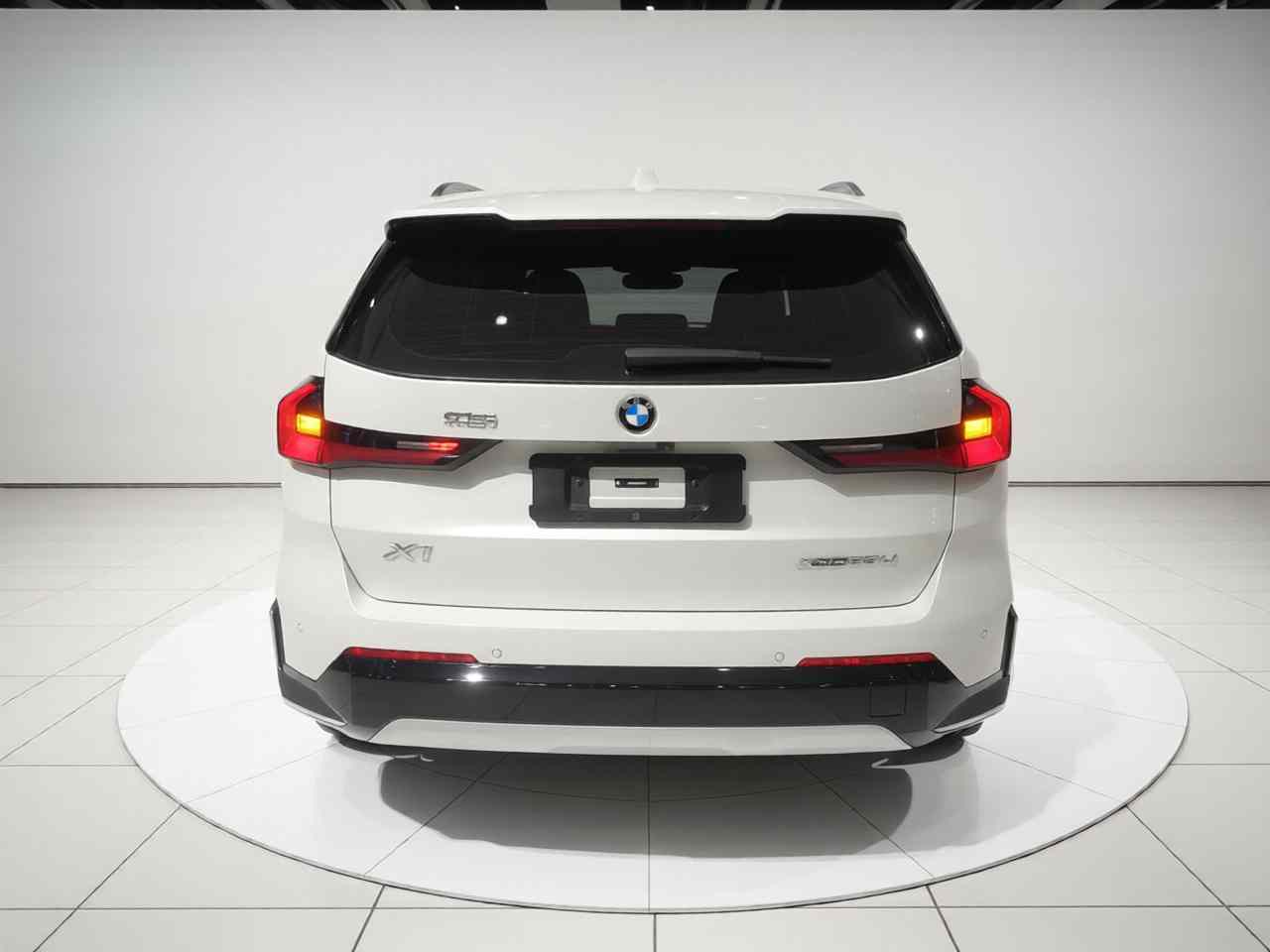 宝马X1 2023款 xDrive25Li X设计套装(3)