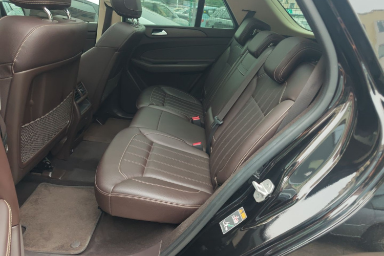 奔驰GLE 2017款 GLE 400 4MATIC中控内饰21