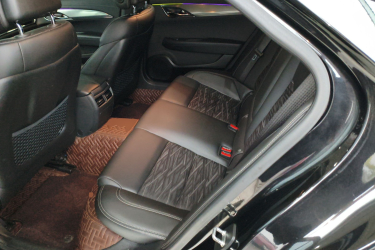 凯迪拉克ATS-L 2017款 28T 技术型中控内饰7004