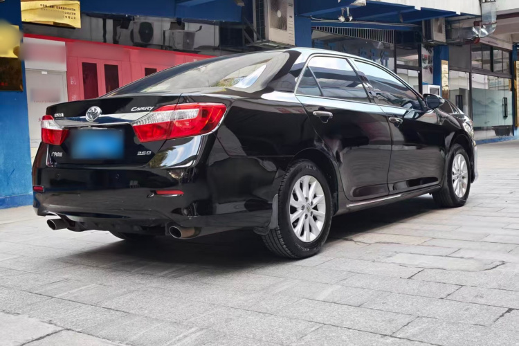 丰田 凯美瑞 2013款 2.5G 舒适版车身外观6004