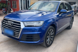 奥迪Q7 2016款 40 TFSI S line运动型