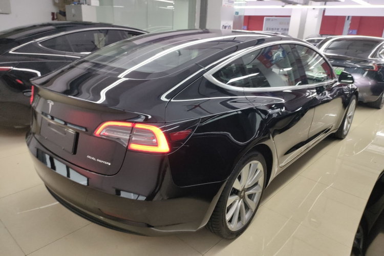 特斯拉 Model 3(进口) 2019款 长续航全轮驱动版车身外观7