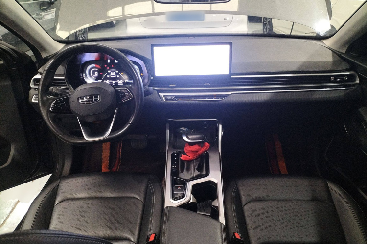 吉利汽车 帝豪 2023款 第4代冠军版 1.5L CVT尊贵型中控内饰7002