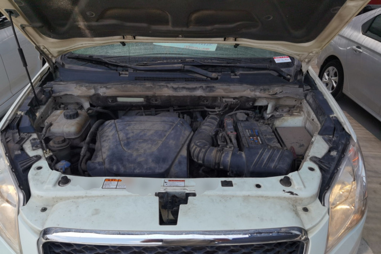 双龙 柯兰多 2011款 2.0T 柴油两驱自动豪华导航版局部细节24