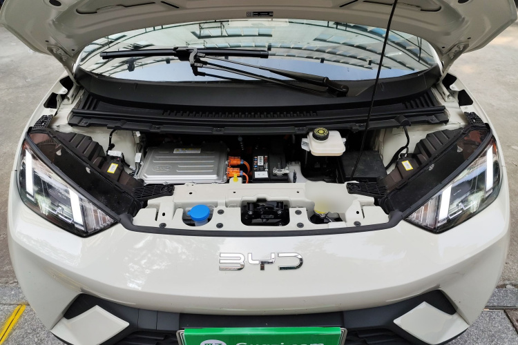 比亚迪 海鸥 2024款 荣耀版 405km 飞翔版机舱底盘24