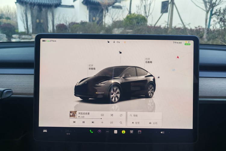 特斯拉 Model Y 2022款 改款 后轮驱动版局部细节14