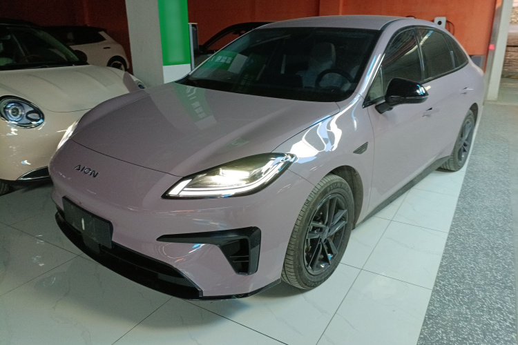 埃安 AION RT 2025款 520智享版车身外观1