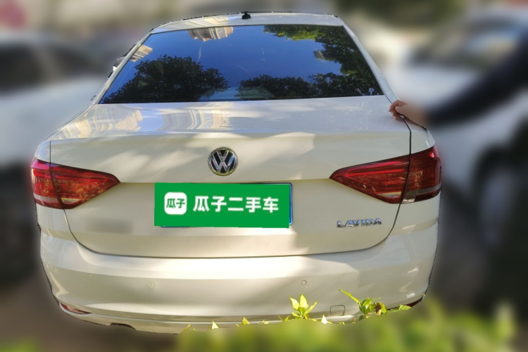 大众 朗逸 2017款 1.6L 自动风尚版车身外观6