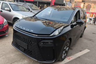 上汽大通MAXUS 大通G70 2024款 2.0T 自动旗舰版 7座