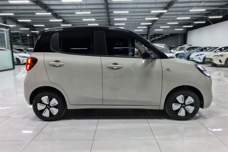 五菱汽车 宏光MINIEV 2025款 四门版 进阶款车身外观6003