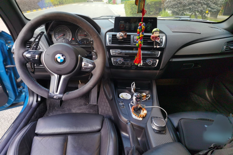 宝马M2 2016款 M2中控内饰12