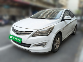 现代 瑞纳 2014款 1.4L 自动智能型GLS