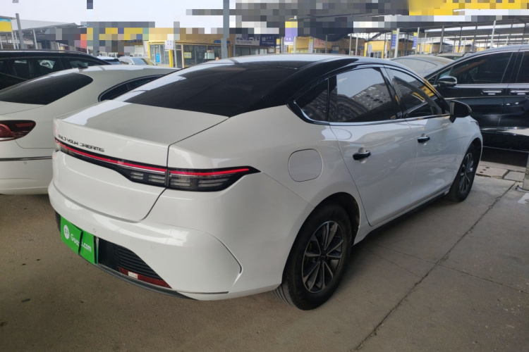 比亚迪 驱逐舰05 2024款 荣耀版 DM-i 55KM 豪华型车身外观6005