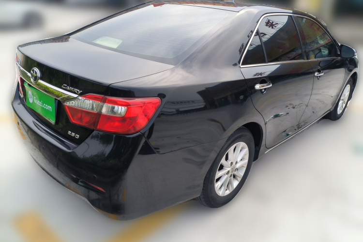 丰田 凯美瑞 2013款 2.5G 舒适版车身外观7