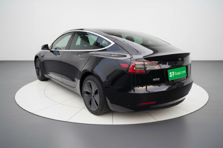 特斯拉 Model 3 2020款 标准续航后驱升级版车身外观5