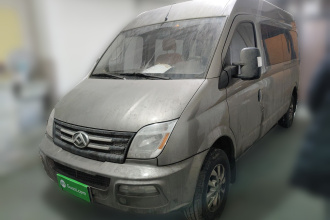 上汽大通MAXUS 新途V80 2021款 2.0T 手动经典傲运通127PS中轴中顶6/7/8/9座